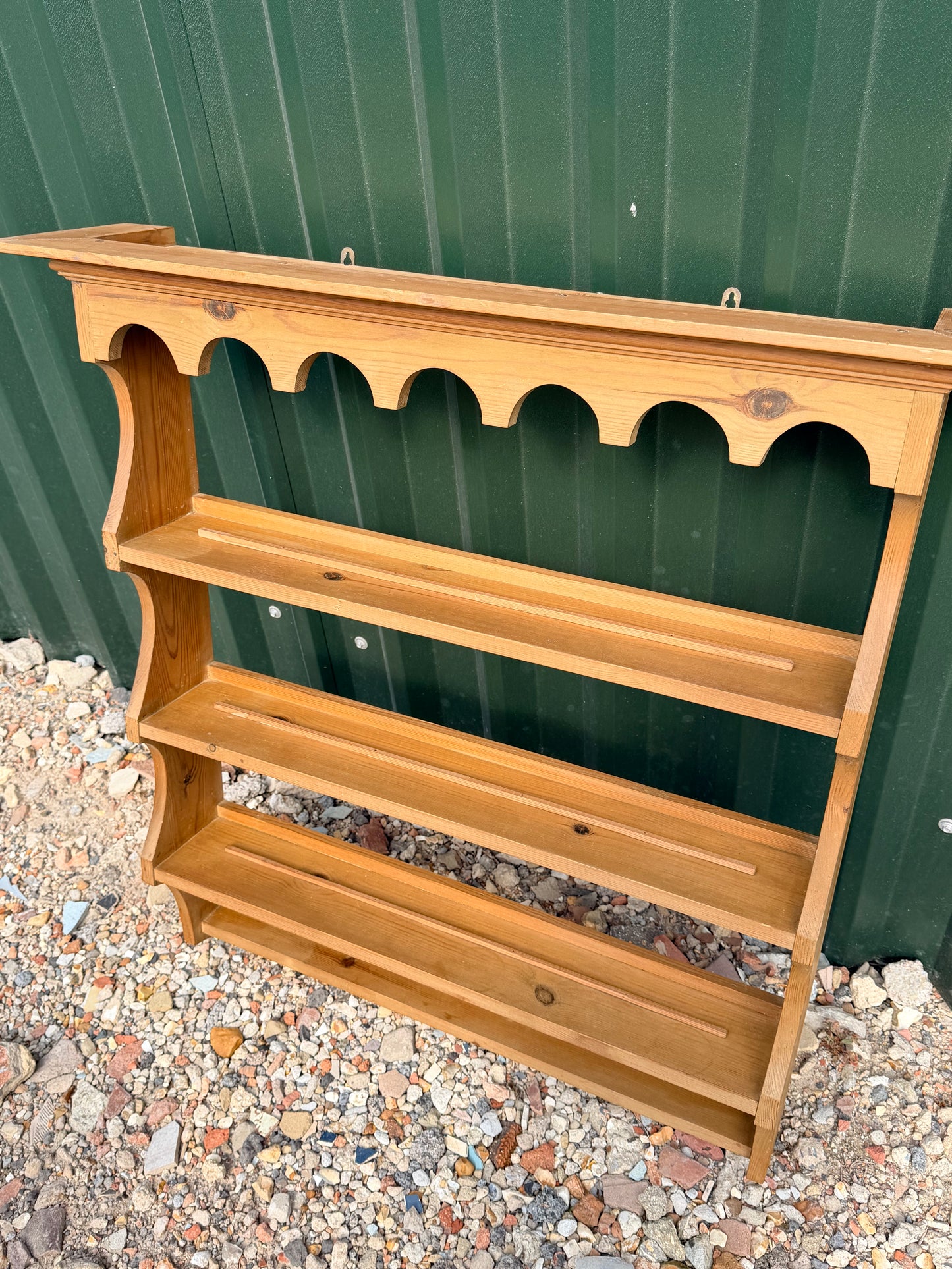 Large vintage pine kitchen plate wall rack